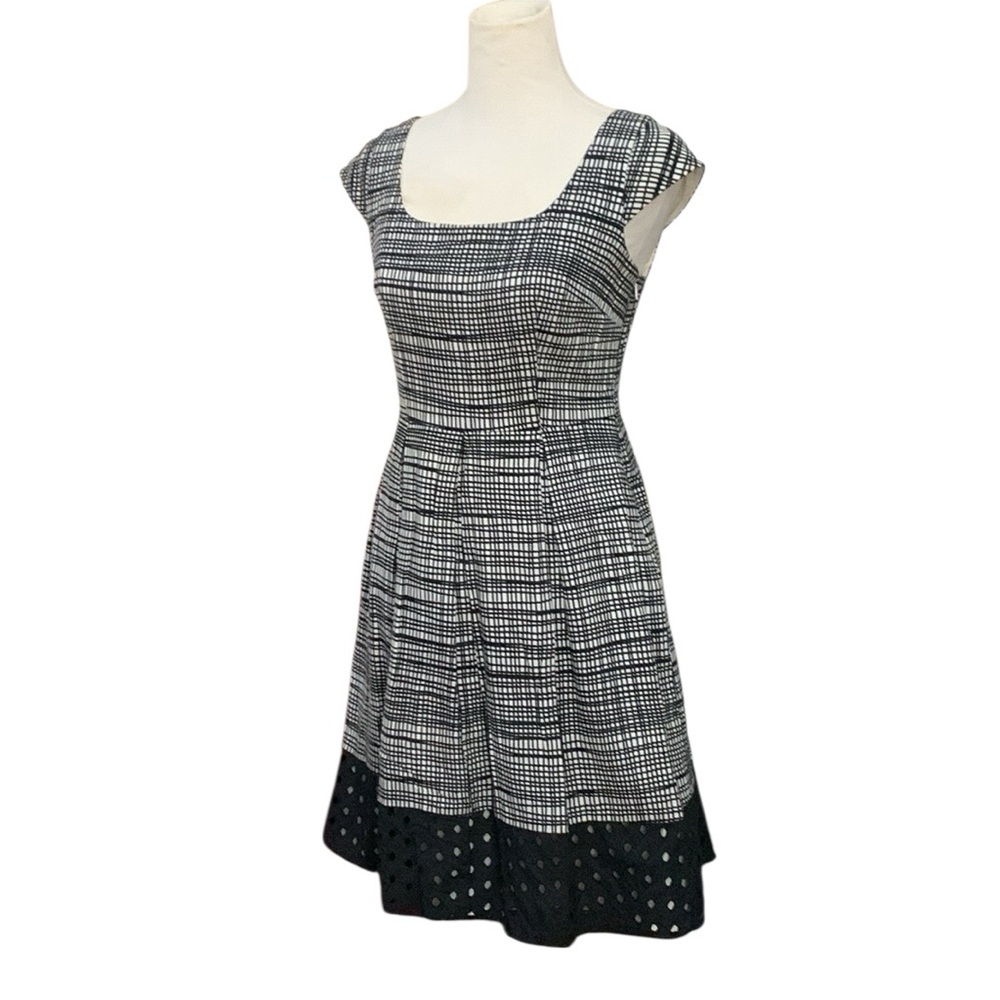 Nine West doodle stripe cap sleeve eyelet trim pleated dress